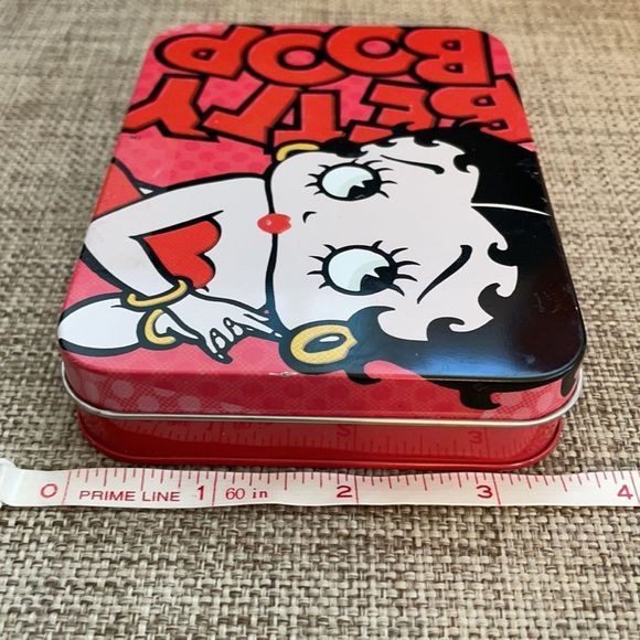 Betty Boop Tin Container - Picture 11 of 12